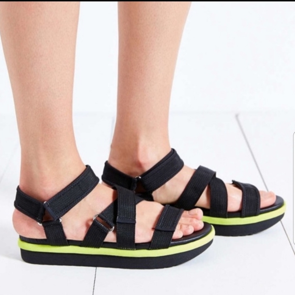 Sam Edelman Circus Platform Black Sandals size 7